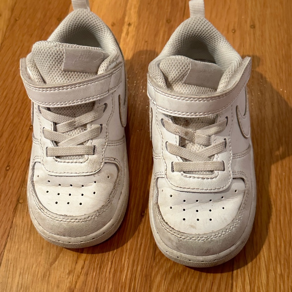 Nike white sneakers toddler size 8